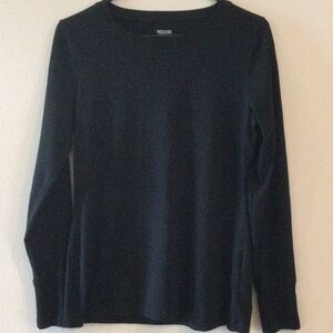 Women’s black round neck long sleeve top size L.